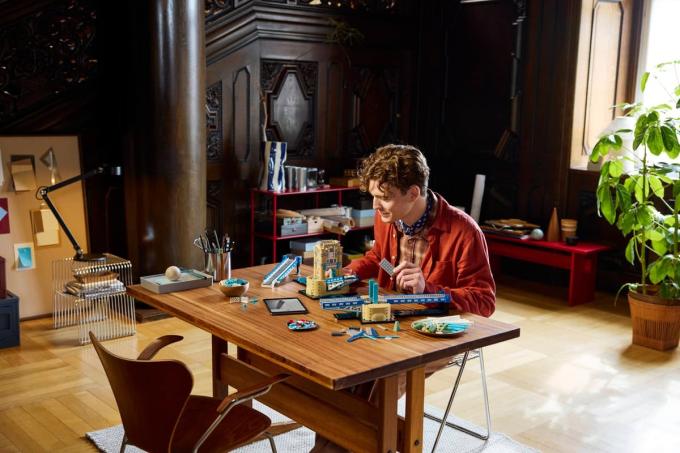 LEGO 21067