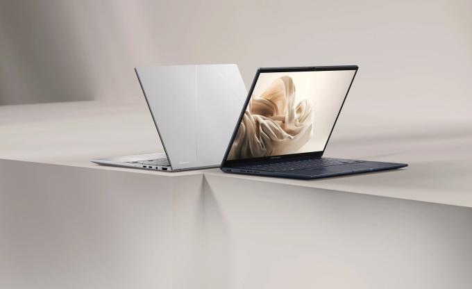 ASUS 90NB14W1-M015D0