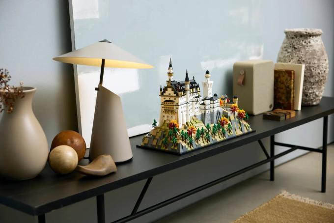 LEGO 21063