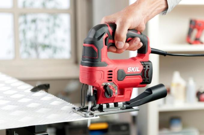 SKIL SW1E4530AA