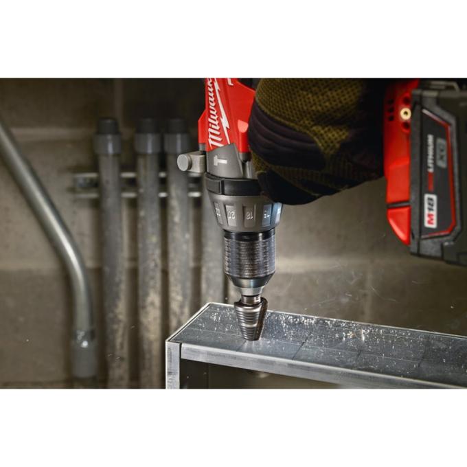 Milwaukee 48899332