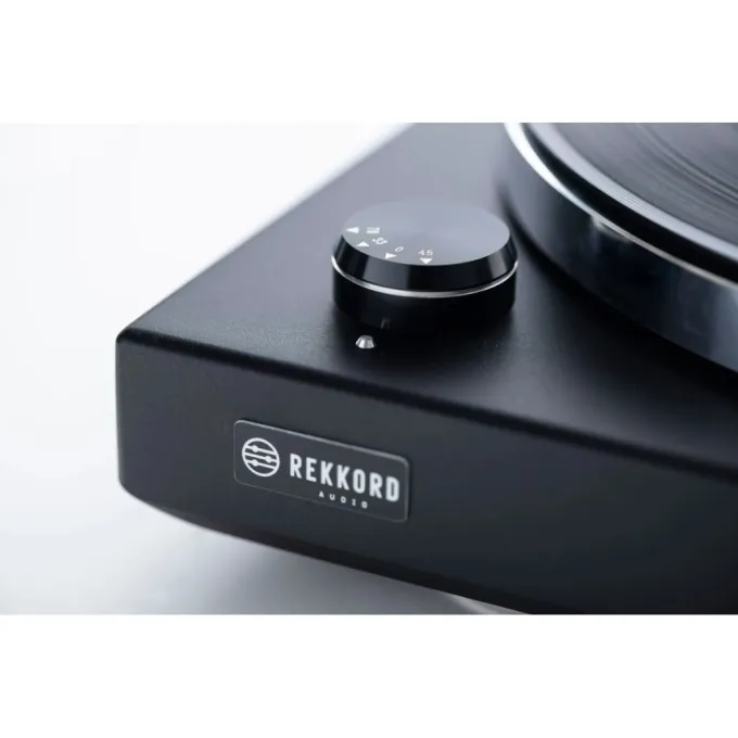 Rekkord Audio M 600 (Quintet Red) - Black