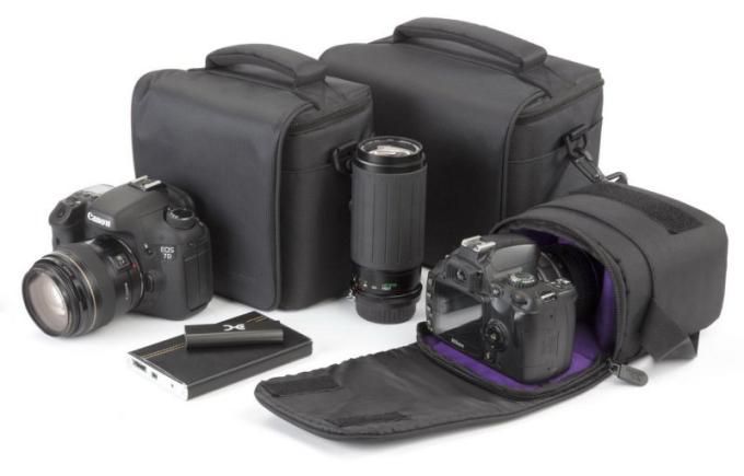 Чехол для зеркальных фотокамер RIVACASE 7302 (PS) Black