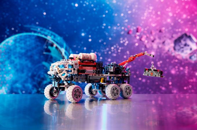 LEGO 42180
