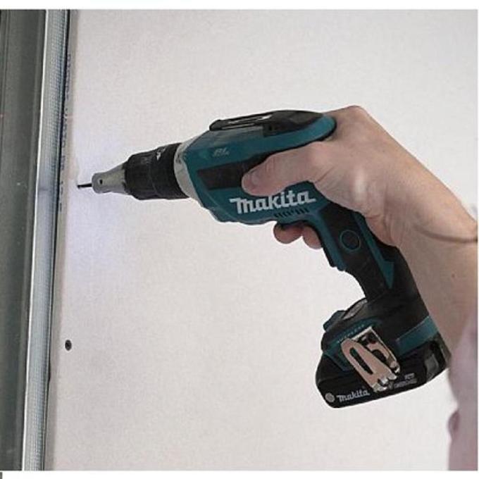 Makita DFS452Z