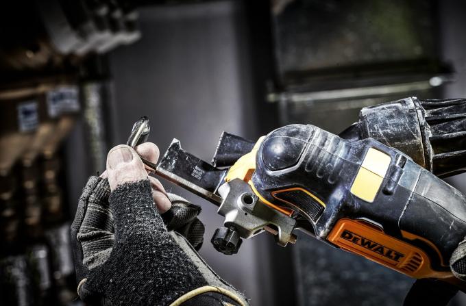 DeWALT DCS356NT