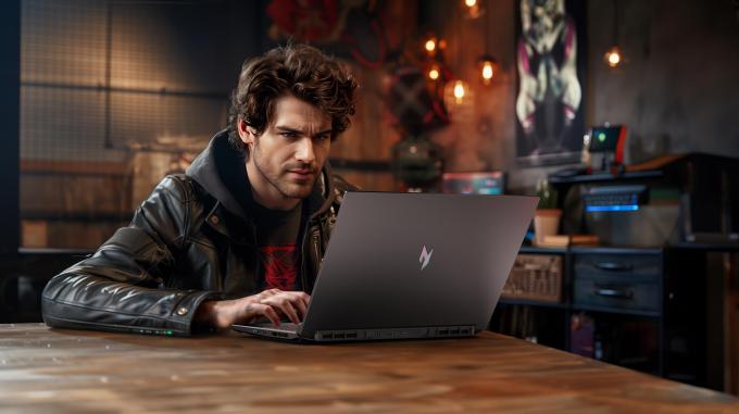Acer NH.U1EEU.008