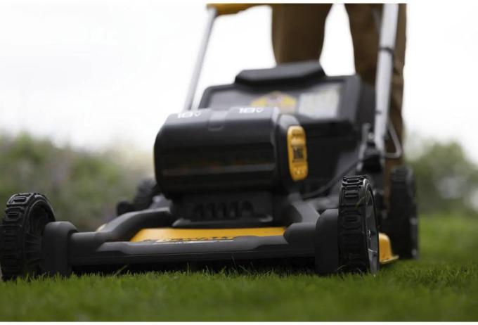 DeWALT DCMWSP156W2