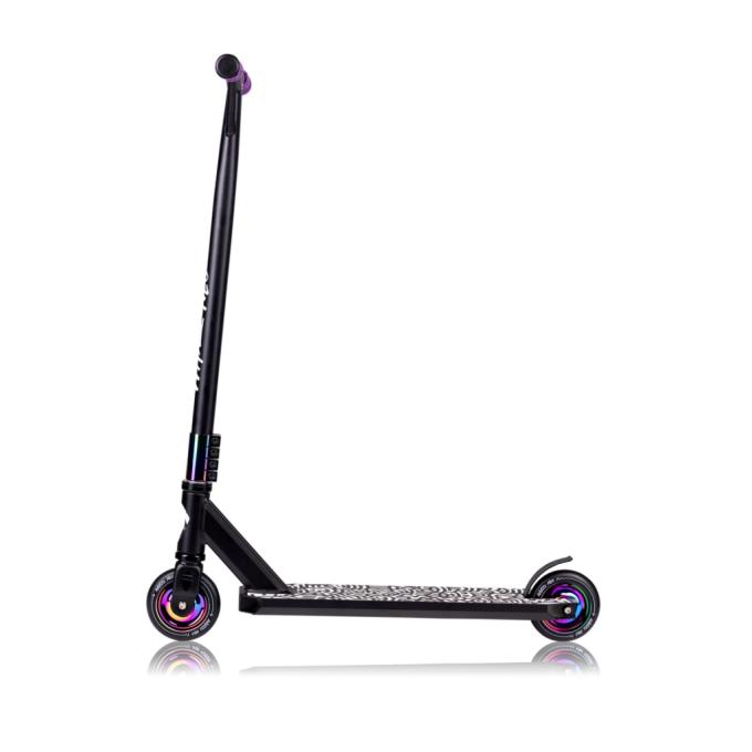Lionelo LO-WHIZZ NEO BLACK CARBON MULTICOLOR