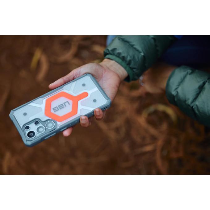 UAG 2144831BV02