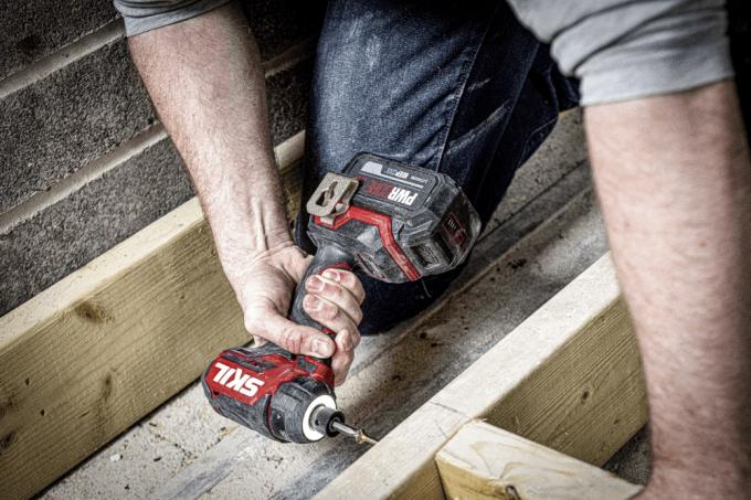 SKIL SD1E3225CA+BC1E3110AA
