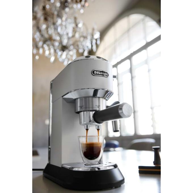 DeLonghi EC685W