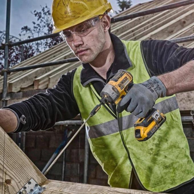 DeWALT DCK384P2T