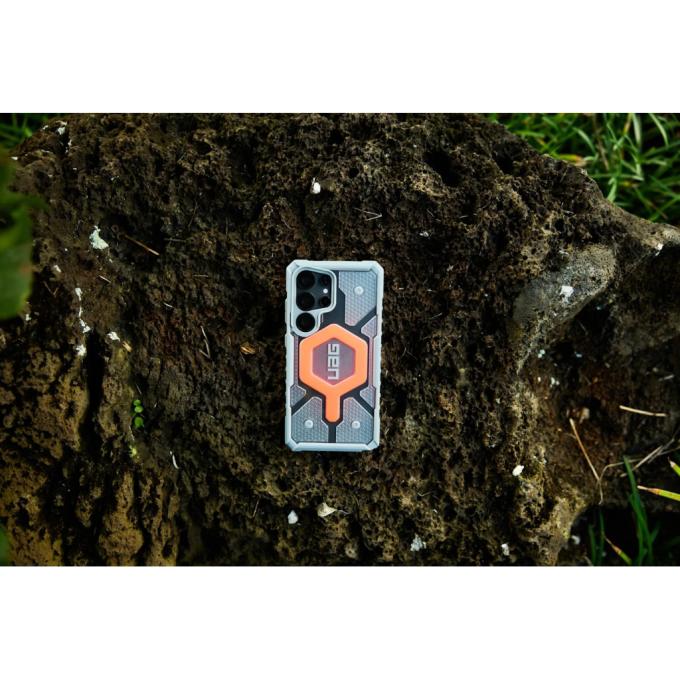 UAG 2144831BV02