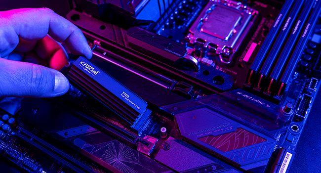 Crucial CT1000T700SSD5