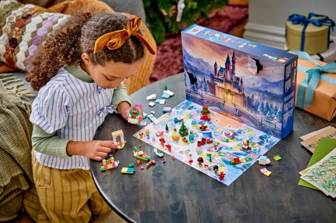 LEGO 43298