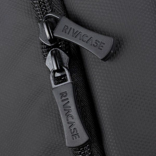 RivaCase 8465 (Black)