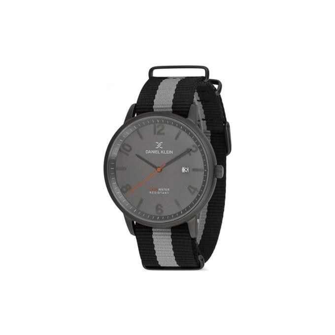 Daniel Klein DK11777-1