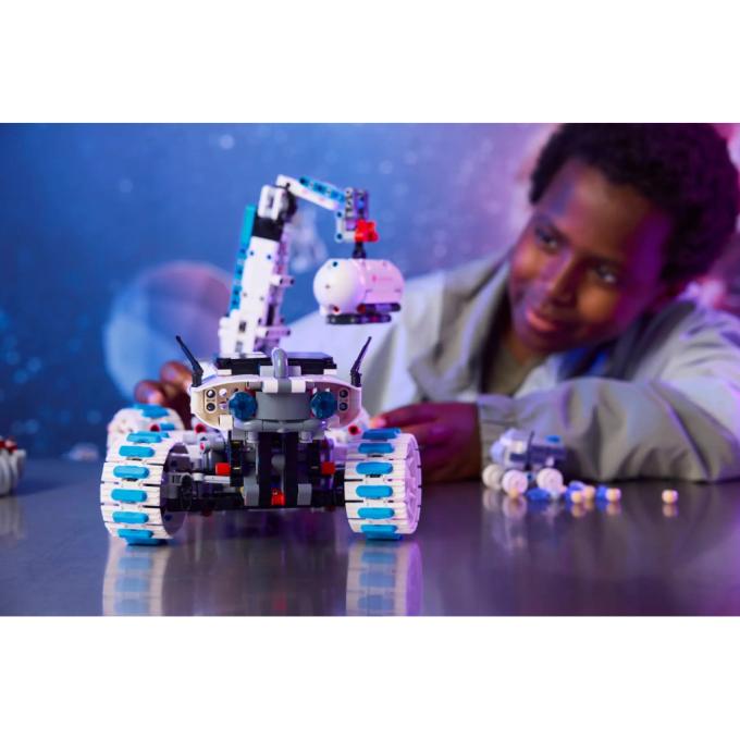 LEGO 42211