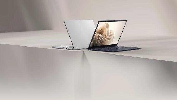 ASUS 90NB14W3-M00BD0
