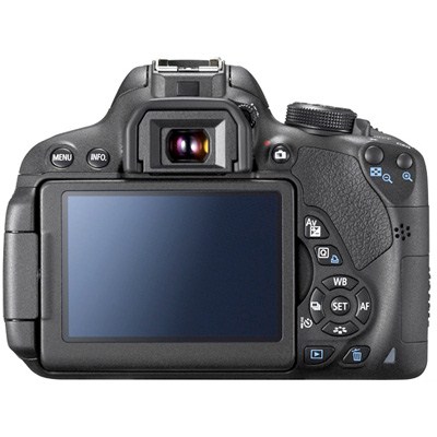 Цифровой фотоаппарат CANON EOS 700D 18-55 IS STM lens kit 8596B031