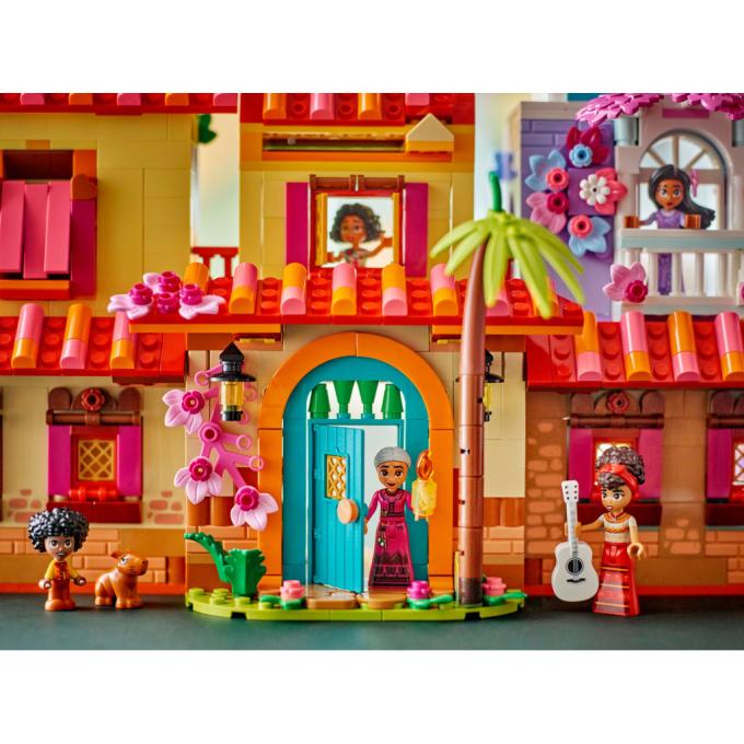 LEGO 43245-
