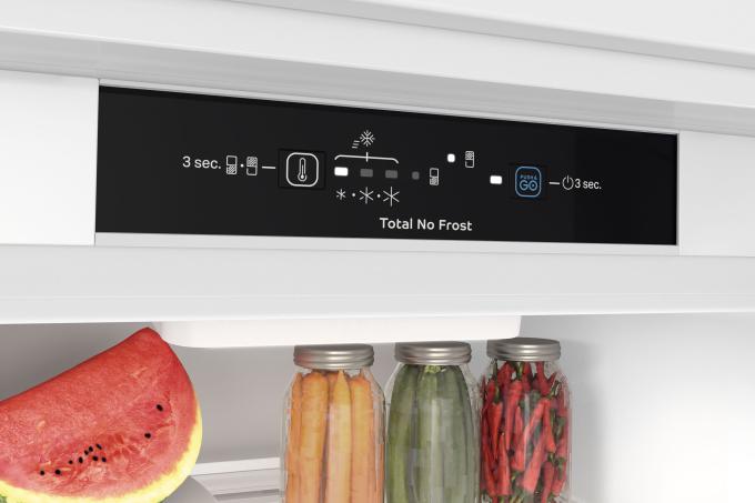 Indesit INC20T321EU