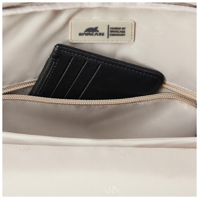 RivaCase 7921Black