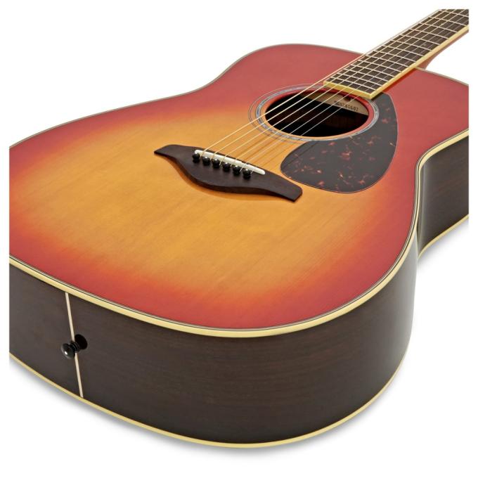 Yamaha FG830 Autumn Burst