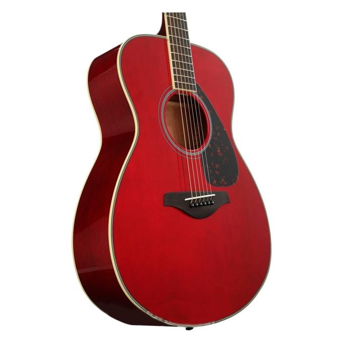 Yamaha FS820 Ruby Red