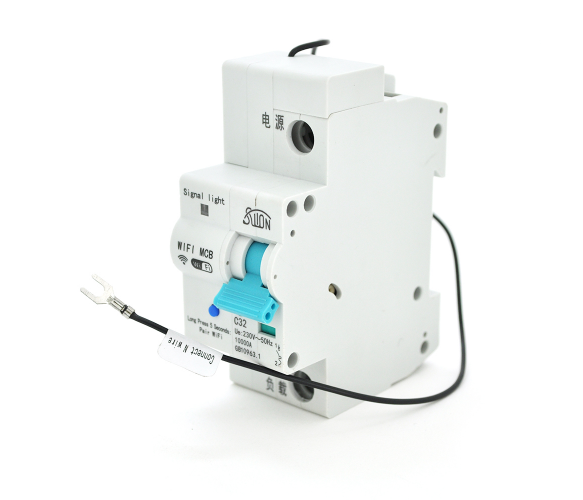 VOLTRONIC 1P / 220V / 32AWiFi