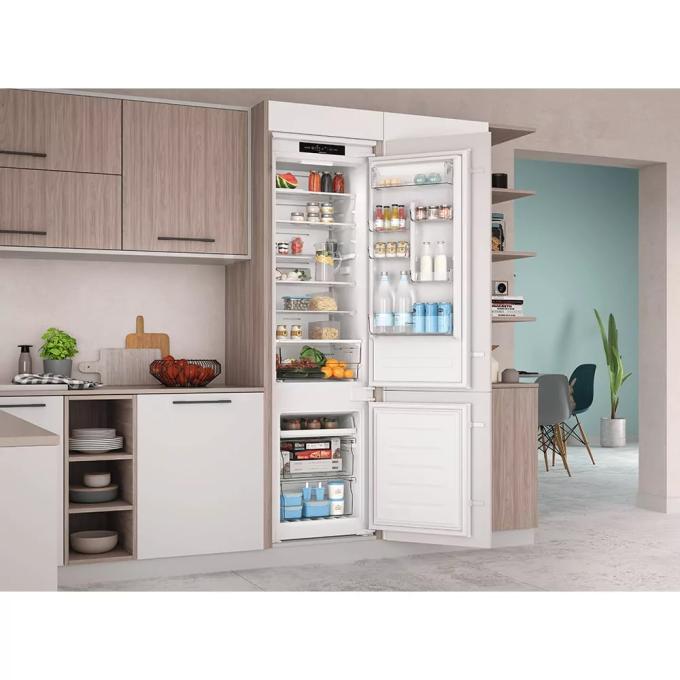 Indesit INC20T321EU