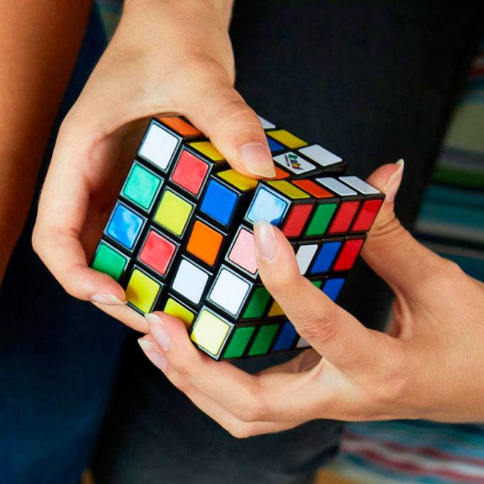 Rubik's 6062380