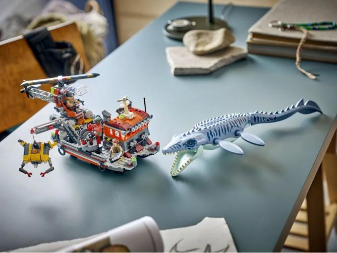 LEGO 77983