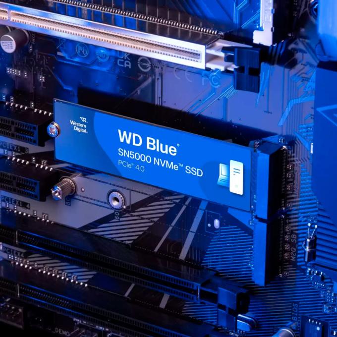 WD WDS400T4B0E