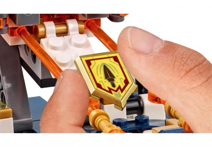Конструктор LEGO Nexo Knights Летающая турнирная машина Ланса (72001) LEGO 72001