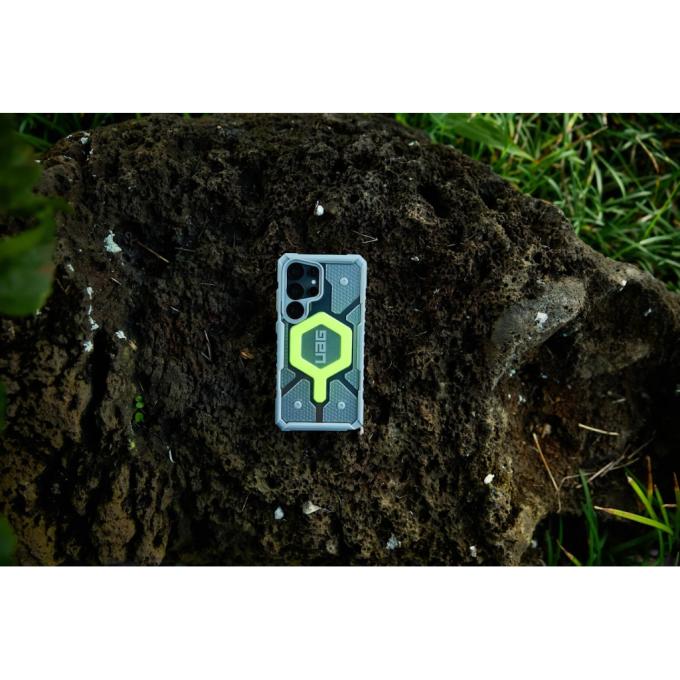 UAG 2144831BV01