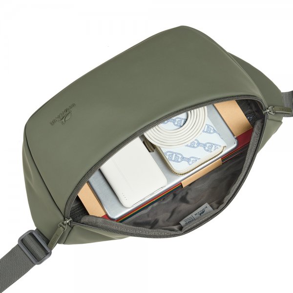 RivaCase 7814 (Olive green)