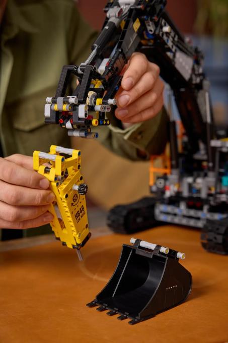 LEGO 42215