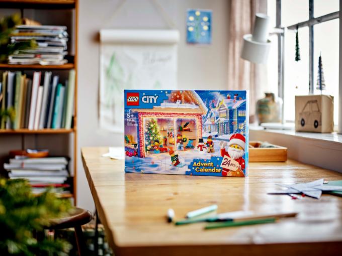 LEGO 60436