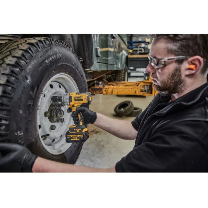 DeWALT DCF891N