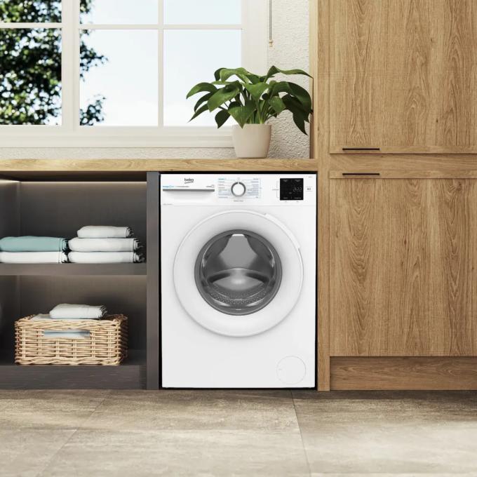 BEKO BM1WFSU38033WW