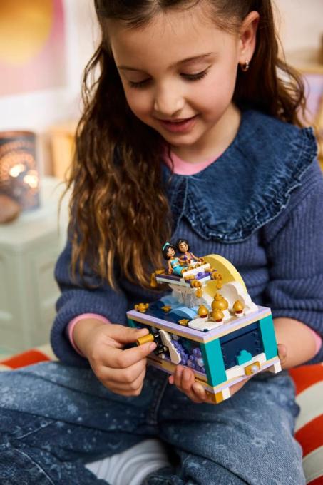 LEGO 43295