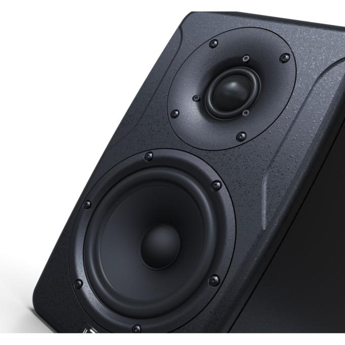 IK Multimedia iLoud Precision 6