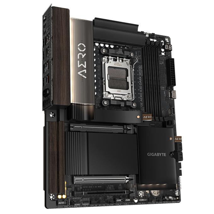 GIGABYTE X870E AERO X DK WOOD