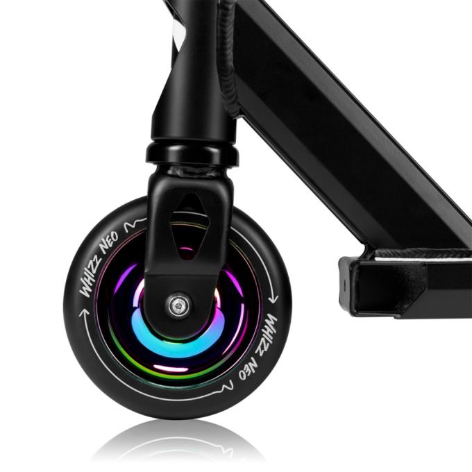Lionelo LO-WHIZZ NEO BLACK CARBON MULTICOLOR