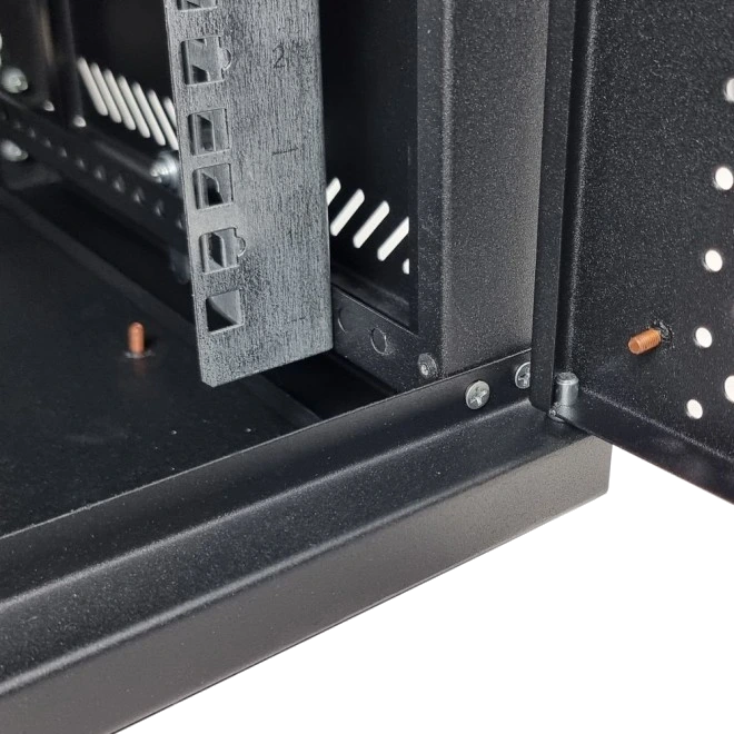 ESERVER EServer 6U 600х500х370 скло, чорна