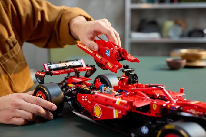 LEGO 42207