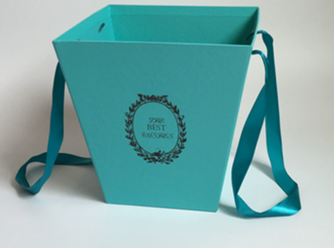 UFO W9223 TURQUOISE BOX Flowers
