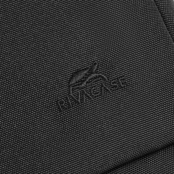 RivaCase 8237 (Black)